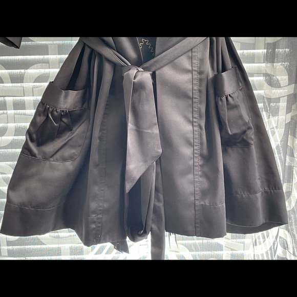 JACOB Satin Black Robe - Picture 2 of 3